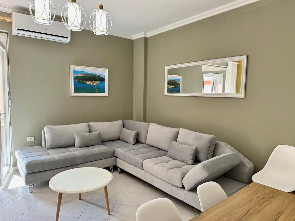 Family Suite Residence Vlore Ngoại thất bức ảnh
