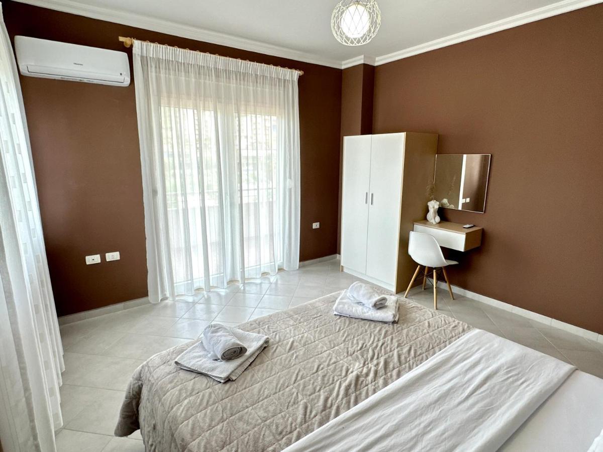 Family Suite Residence Vlore Ngoại thất bức ảnh